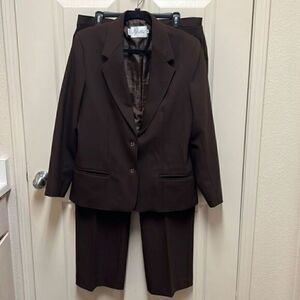 Pykettes pantsuit with interchangeable skirt